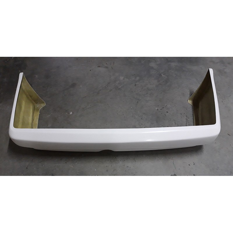 Pare choc arrière alfa 75 scuderia