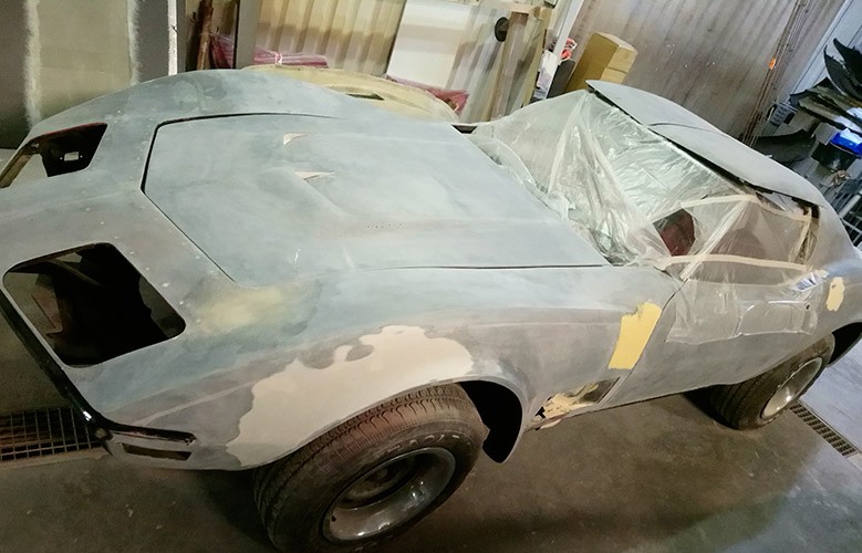 Corvette Stingray : pendant restauration