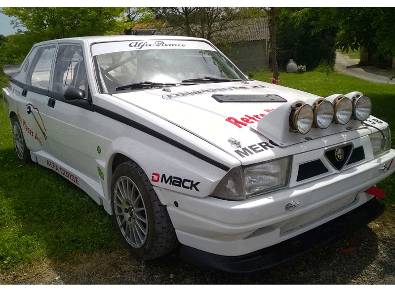 Voiture de compétition